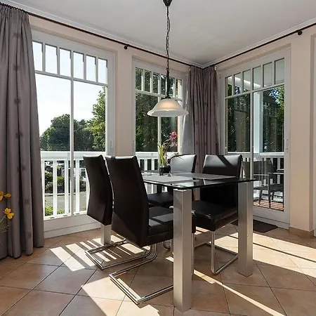 Duenenschloss Duenenschloss 2-12 Kuehlungsborn